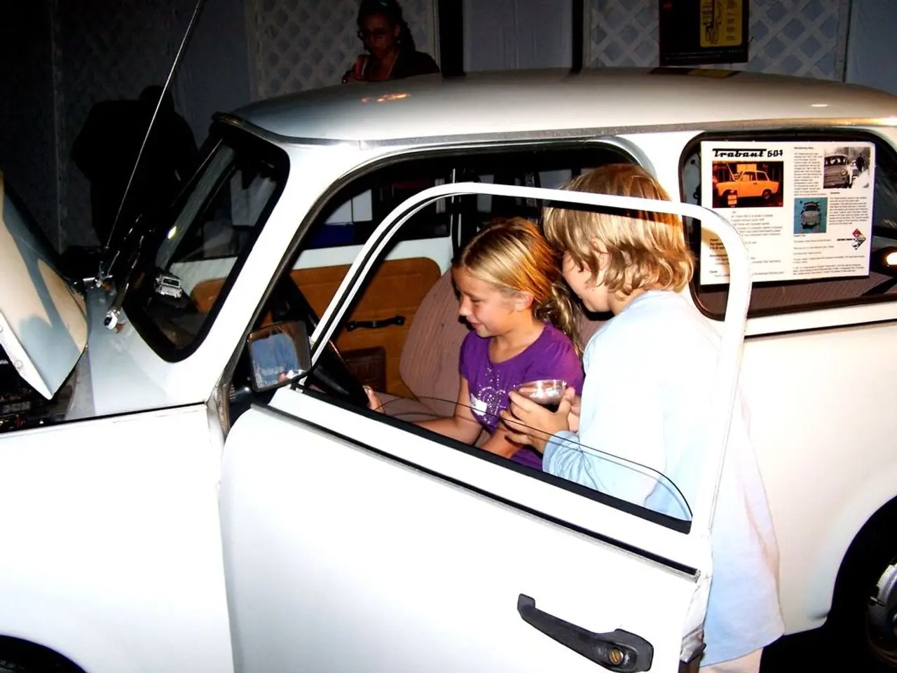 Airline Guidelines for Bringing Child Car Seats on Flights