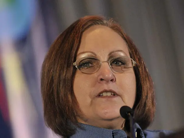 Indicators of Overabundance of Negative Individuals in Your Sphere: Identifying and Managing Them