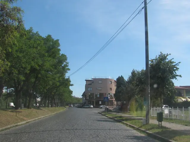 Used Auto-Sleeper Custom Air features a comprehensive standard configuration and a car-like ride,...