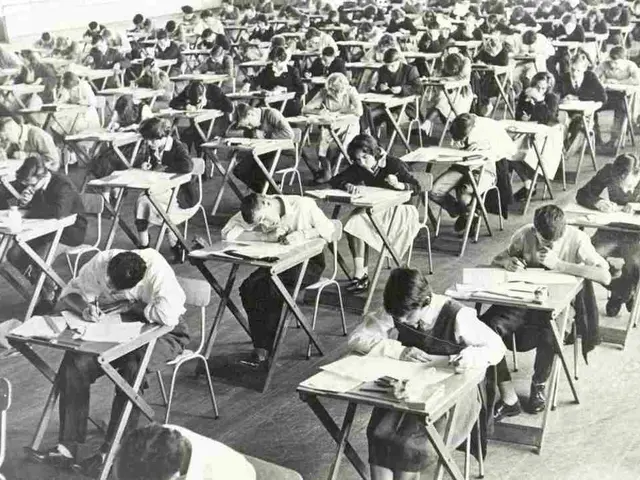 Eliminate these six grammatical blunders that diminish professionalism immediately.