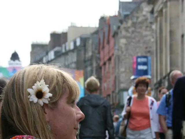 Spouse departs marriage following three decades, finding partner's dullness unbearable