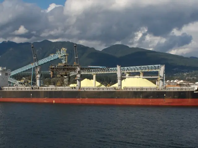 Navigating Alone: A Comprehensive Guide to Solo Mediterranean Yachting Expeditions