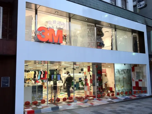 Luxury Timepiece Acquisition: strategies for obtaining a Vacheron Constantin 222 watch akin to Brad...