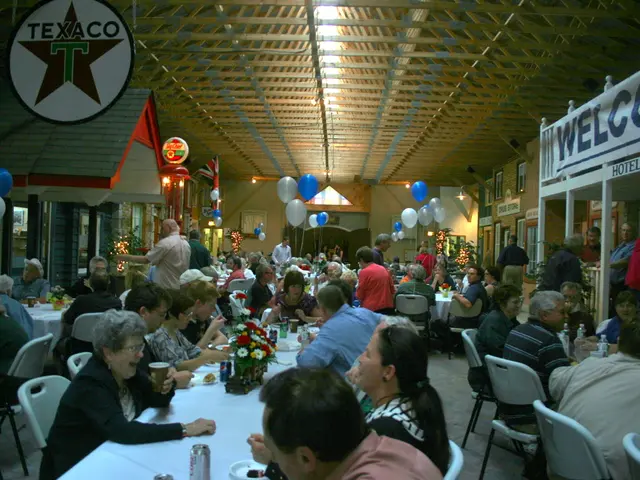 Versatile Rattan: 10 Innovative Decorating Ideas Showcase Its Potential