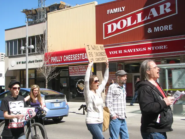 Tourism Warnings: Karliczek Expresses Concern Over Rising Anti-tourist Sentiment Among Locals